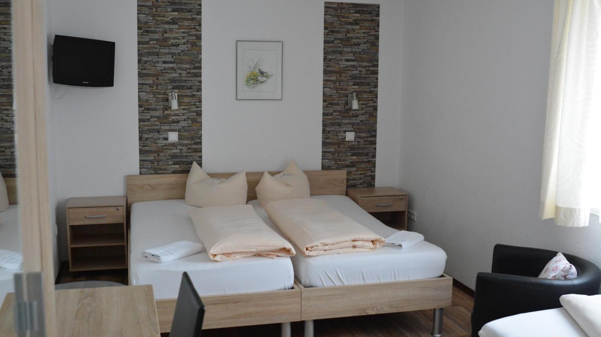 Hotel-Gasthof Zur Rose Weißenhorn Kamer foto